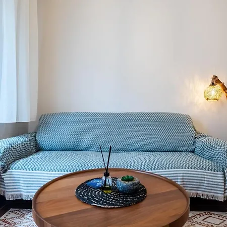 Apartment Lovely Flat In Beyoglu Near Public Transportation *