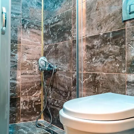 Apartment Lovely Flat In Beyoglu Near Public Transportation *