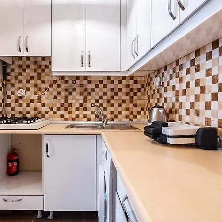 Apartamento Lovely Flat In Beyoglu Near Public Transportation